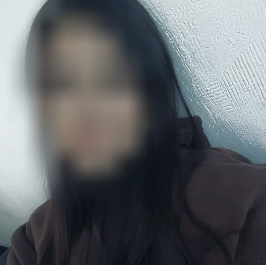 Ida, 21