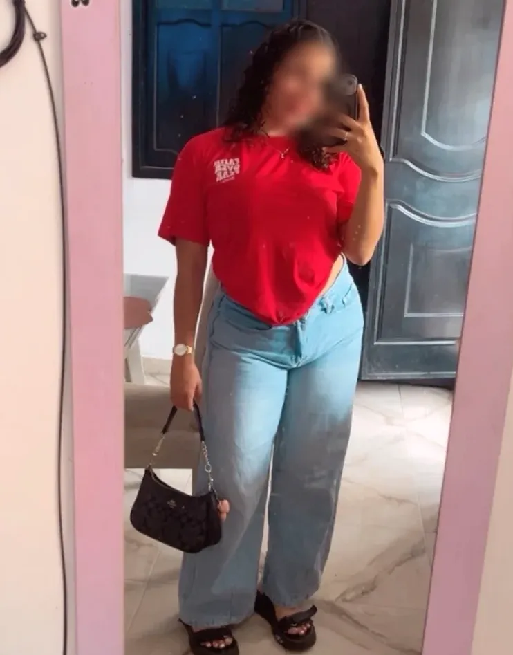 Kathleen, 24