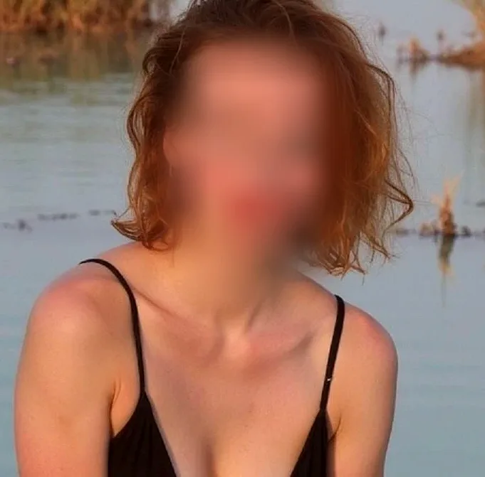 Lisa, 25